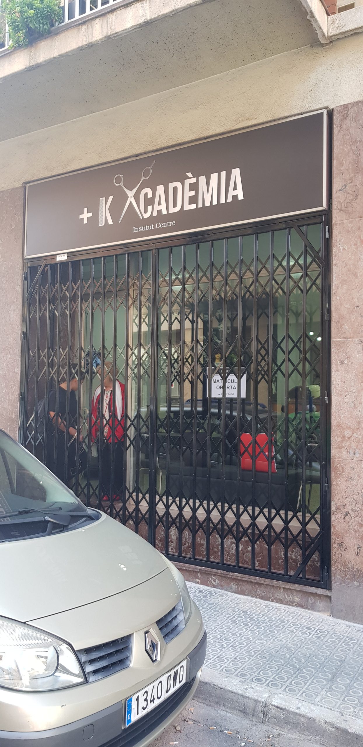REF. ACADEMIA (MANRESA) 02